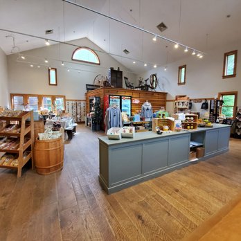 Hale Farm & Village - Gift shop - Museums Near Me - Bath, Ohio