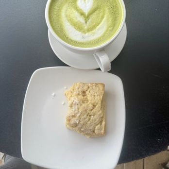 Common Bond Bistro & Bakery - City Place - Bakeries Near Me - Spring, Texas