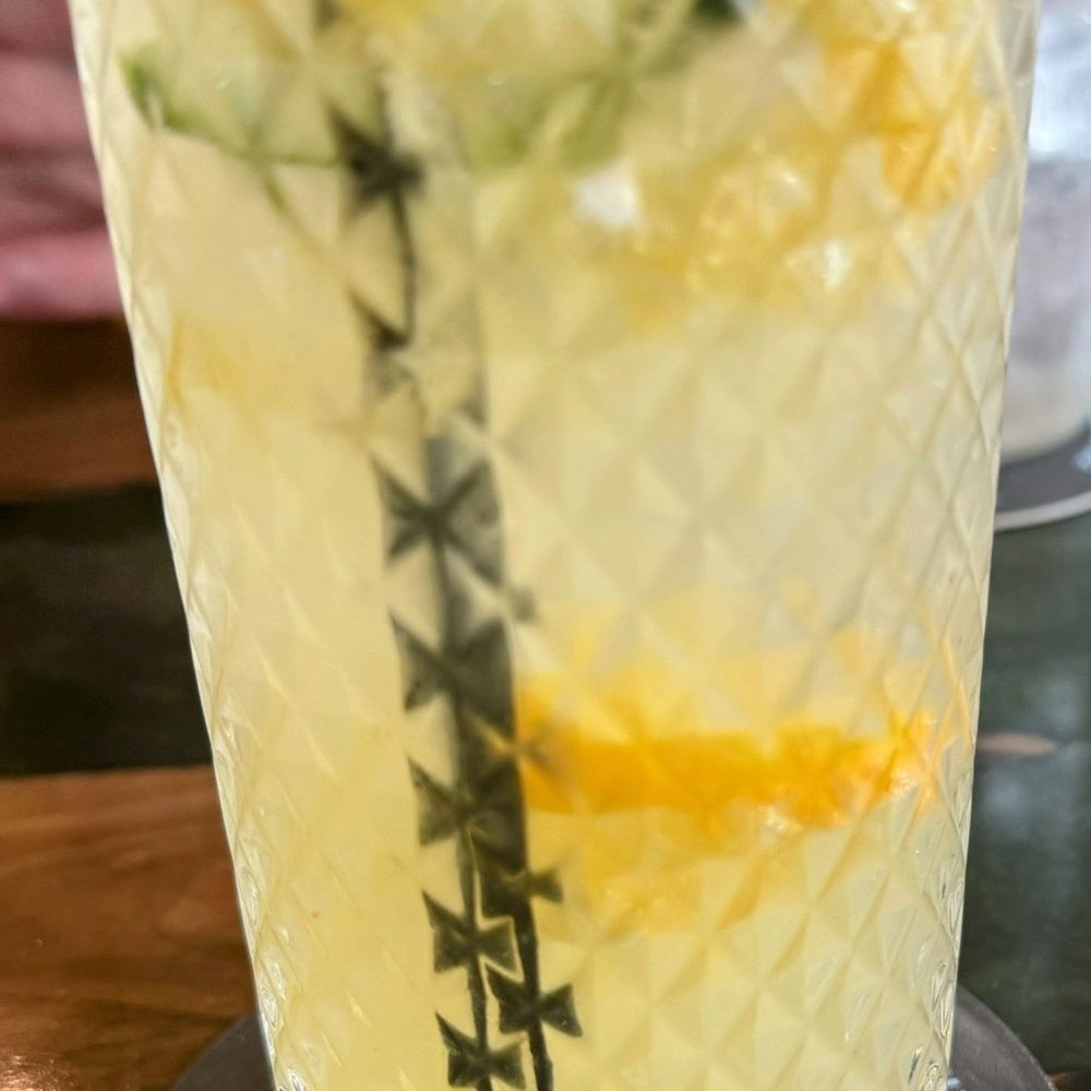 BevRidge Public - Never Gin Kissed with zero proof Ritual Gin - Cocktail Bars Near Me - Ridgefield, Washington