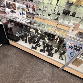 Hunt's Photo & Video - used gear for sale - Photography Stores & Services Near Me - Hanover, Massachusetts Hunt's Photo & Video - used gear for sale - Photography Stores & Services Near Me - Hanover, Massachusetts