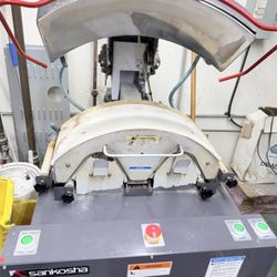 Sunflower Cleaners - Pressed on professional equipment.