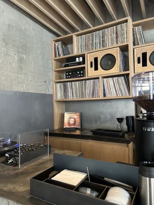 501 1st Ave NE by null