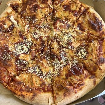 Meganiko's - BBQ Chicken Pizza - Pizza Near Me - TRIPLER AMC, Hawaii Meganiko's - BBQ Chicken Pizza - Pizza Near Me - TRIPLER AMC, Hawaii