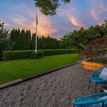 Brad Hinckley - COMPASS - Magnolia - Real Estate Agents Near Me - Seattle, Washington