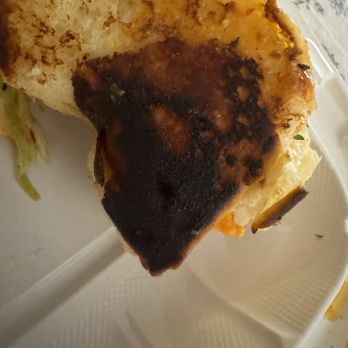 Gordos Hot Chicken - Burnt bun - Food Trucks Near Me - Oxnard, California
