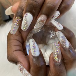 Hollywood Nails