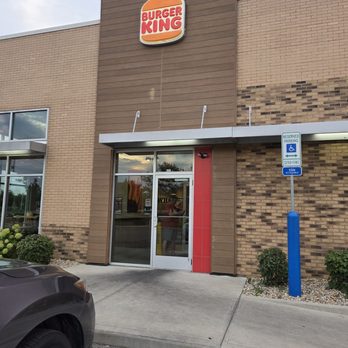 Burger King - Exterior - Fast Food Near Me - Grove City, Ohio