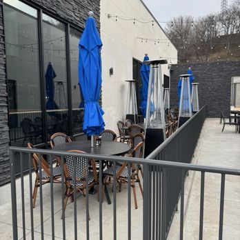 Meddys - Patio seating, semi-shared with diners at Keo. - Mediterranean Near Me - Broken Arrow, Oklahoma Meddys - Patio seating, semi-shared with diners at Keo. - Mediterranean Near Me - Broken Arrow, Oklahoma