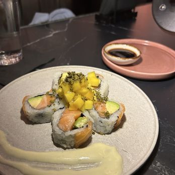 Kyojin DC - Salmon Lover Roll - Sushi Bars Near Me - Washington, DC, District of Columbia Kyojin DC - Salmon Lover Roll - Sushi Bars Near Me - Washington, DC, District of Columbia