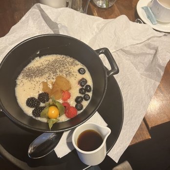 PLACE DUFFERIN - Buffets Near Me - Québec City, Quebec