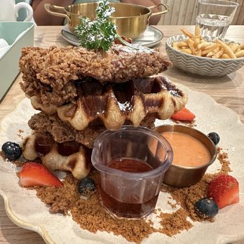 Taste & Glory - Chicken Croffle - Breakfast & Brunch Near Me - San Mateo, California Taste & Glory - Chicken Croffle - Breakfast & Brunch Near Me - San Mateo, California