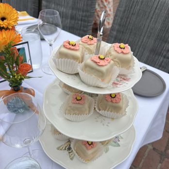 Fine Art Cookies - Desserts Near Me Fine Art Cookies - Desserts Near Me