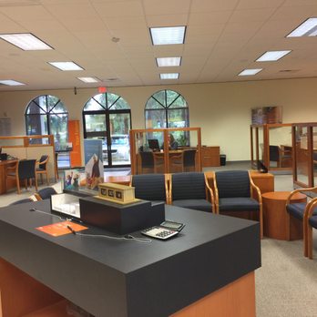 Truist - Inside - Banks & Credit Unions Near Me - Ormond Beach, Florida Truist - Inside - Banks & Credit Unions Near Me - Ormond Beach, Florida