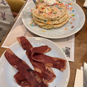 Pür & Simple - Party Pancakes - Breakfast & Brunch Near Me - San Antonio, Texas