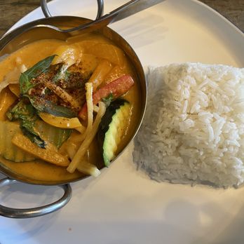 Tho One Thai Eatery - Red Curry with Chicken and steamed rice...ordered extra spicy. - Thai Near Me - La Verne, California