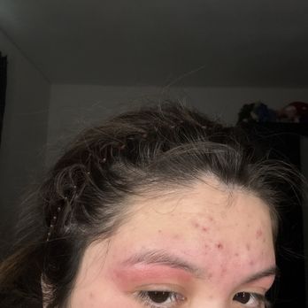 Eyebrow Image - Omgggg it burns sooooo badddd!!!! I'm literally gonna cry from the pain! What did this lady do to me! - Threading Services Near Me - Baldwin Park, California Eyebrow Image - Omgggg it burns sooooo badddd!!!! I'm literally gonna cry from the pain! What did this lady do to me! - Threading Services Near Me - Baldwin Park, California