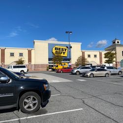 Best Buy Woodmore Towne Centre