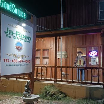 Ja Roen Thai & Sushi - Exterior that doesn't scream Asian - Sushi Bars Near Me - Monticello, Utah Ja Roen Thai & Sushi - Exterior that doesn't scream Asian - Sushi Bars Near Me - Monticello, Utah