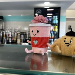 Turquoise Bakery And Cafe - Decor