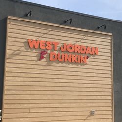 West Jordan Dunkin outside