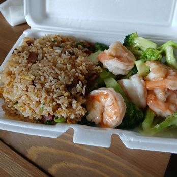 Szechuan Express - Shrimp and broccoli lunch special. - Chinese Near Me - Bala Cynwyd, Pennsylvania Szechuan Express - Shrimp and broccoli lunch special. - Chinese Near Me - Bala Cynwyd, Pennsylvania