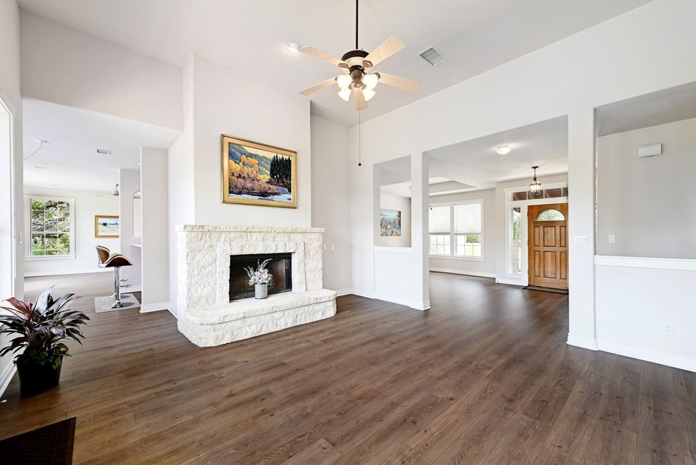 CYNDI ALVAREZ DREAM HOMES TEXAS REALTY GROUP Updated June 2024