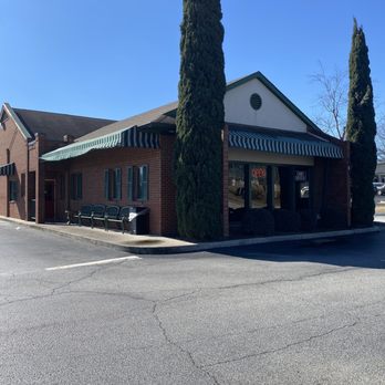 Giuseppe's Pizza & Italian Specialities - the front of the restaurant - Italian Near Me - Augusta, Georgia