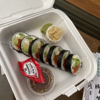Tom's Sushi House - Philadelphia roll - Sushi Bars Near Me - Los Angeles, California Tom's Sushi House - Philadelphia roll - Sushi Bars Near Me - Los Angeles, California
