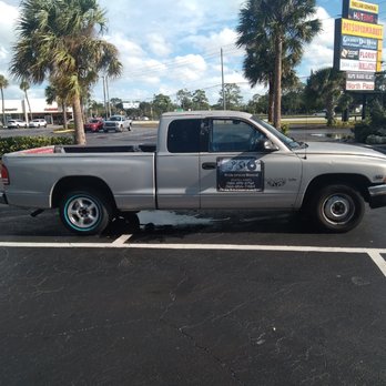 E E E Mobile Services - Tow vehicle - Roadside Assistance Near Me E E E Mobile Services - Tow vehicle - Roadside Assistance Near Me