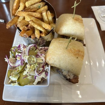 Vina Robles  - Spicy chicken sandwich - Wineries Near Me - Paso Robles, California