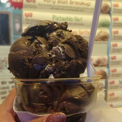 Ice Cream Shack - White lighting