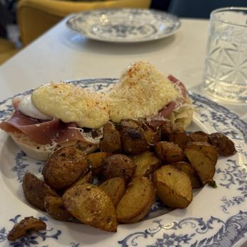 The Bloom Lounge - Italian Ben - Breakfast & Brunch Near Me - Plano, Texas