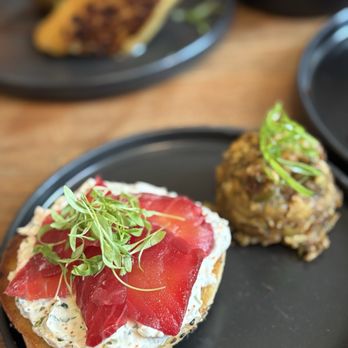 Off The Wall Craft Beer & Wine - Smoked Gravlax with tobiko cream cheese!! - Venues & Event Spaces Near Me - Honolulu, Hawaii Off The Wall Craft Beer & Wine - Smoked Gravlax with tobiko cream cheese!! - Venues & Event Spaces Near Me - Honolulu, Hawaii