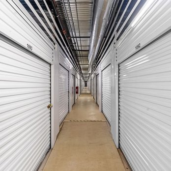 Extra Space Storage - 6017 - Interior Units - Self Storage Near Me - Denton, Texas