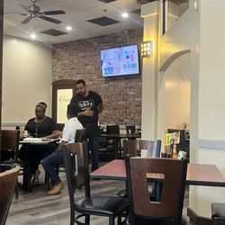 The Toasted Yolk Cafe