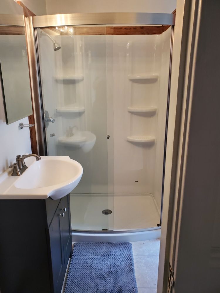 KEYSTONE SHOWER & HOSPITALITY GLASS Updated May 2024 1040 Corporate