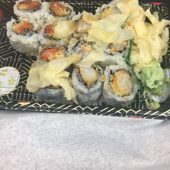 Fugu Sushi - Spicy crunch tuna roll and spicy scallop with crunch! - Japanese Near Me - Pickerington, Ohio Fugu Sushi - Spicy crunch tuna roll and spicy scallop with crunch! - Japanese Near Me - Pickerington, Ohio
