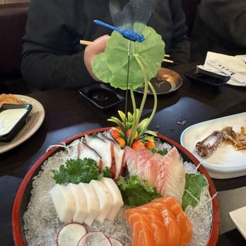 Sake - Sushi Bars Near Me - Rancho Cordova, California