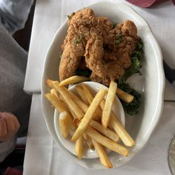 Happy Apple Inn - Chicken tenders