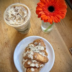 Doppio Coffee - Iced Americano and almond croissant.