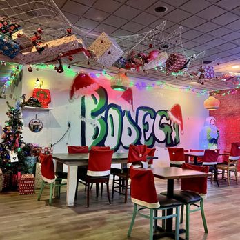 Bodega Kitchen & Cocktails - Inside dining - Caribbean Near Me - Sacramento, California