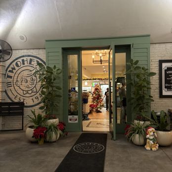 Twohey’s Restaurant - Entrance - New American Near Me - South Pasadena, California Twohey’s Restaurant - Entrance - New American Near Me - South Pasadena, California