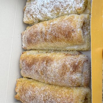 Casa Piriquita - Travesseiro - Cafes Near Me - Sintra, 11