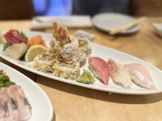 Kaeru Sushi & Grill by null