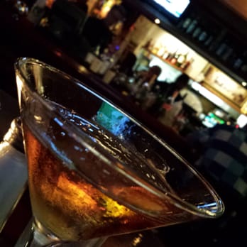 Johnny's Kitchen & Tap - Chilled straight up ;) - Barbeque Near Me - Glenview, Illinois