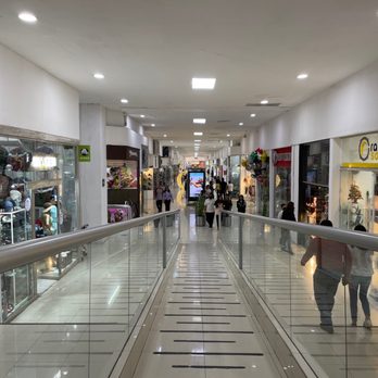 Centro Comercial El Dorado - Acceso a Chedraui - Shopping Centers Near Me - San Luis Potosí, SLP