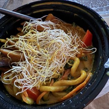 Rustic Spoon - Toluca Lake - Yellow curry noodles soooo good - Asian Fusion Near Me - North Hollywood, California Rustic Spoon - Toluca Lake - Yellow curry noodles soooo good - Asian Fusion Near Me - North Hollywood, California