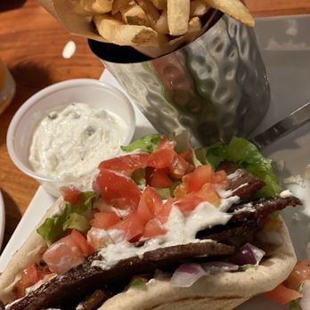 Maggie McFly's | Springfield - American Near Me - Springfield, Virginia