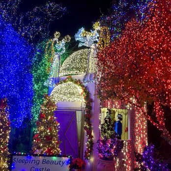 Deacon Dave's Christmas Lights - Holiday Decorating Services Near Me - Livermore, California Deacon Dave's Christmas Lights - Holiday Decorating Services Near Me - Livermore, California