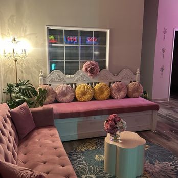 Escape Thai Massage - Waiting area - Massage Near Me - Murrieta, California
